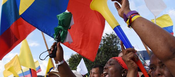 Las banderas de Colombia Las banderas de Colombia - Sputnik Mundo