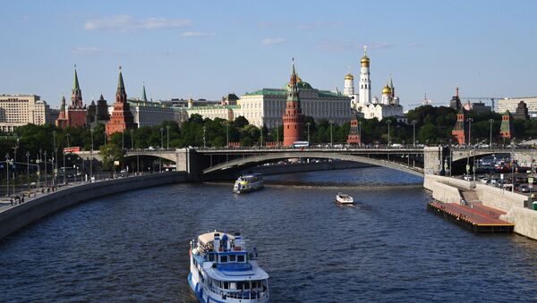 El Kremlin de Moscú y el río Moscova - Sputnik Mundo