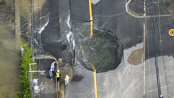 Japón tras el devastador terremoto de 6,1 grados - Sputnik Mundo