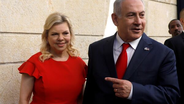 El primer ministro israelí, Benjamín Netanyahu y su esposa Sara Netanyahu - Sputnik Mundo