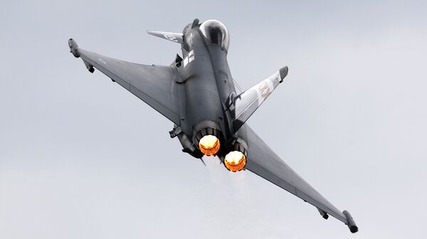 Un Eurofighter Typhoon (archivo) - Sputnik Mundo