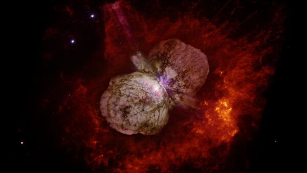 Eta Carinae rodeada de la Nébula Homúnculo - Sputnik Mundo