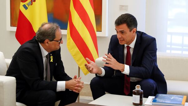 El presidente de la Generalitat, Quim Torra y el presidente del Gobierno español, Pedro Sánchez - Sputnik Mundo
