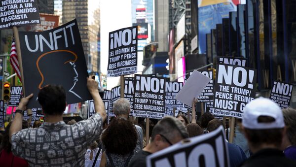 Una manifestación contra Donald Trump en Nueva York, EEUU (archivo) - Sputnik Mundo