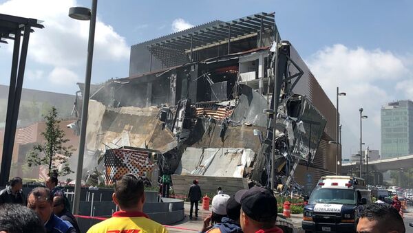 Edificio caído en México - Sputnik Mundo