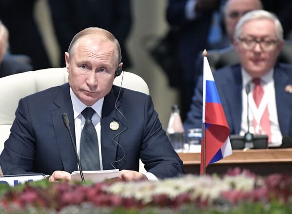El presidente ruso, Vladímir Putin, durante la reunión de los líderes de los BRICS. - Sputnik Mundo