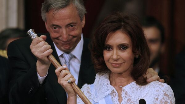 Néstor y Cristina Kirchner, foto de archivo - Sputnik Mundo