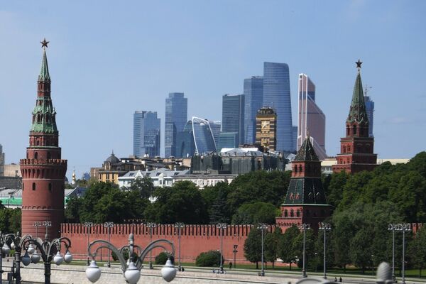El Kremlin y el Centro Internacional de Negocios de Moscú - Sputnik Mundo