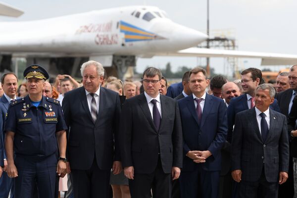 Despliegue del bombardero ruso Tu-22M3M en Kazán - Sputnik Mundo