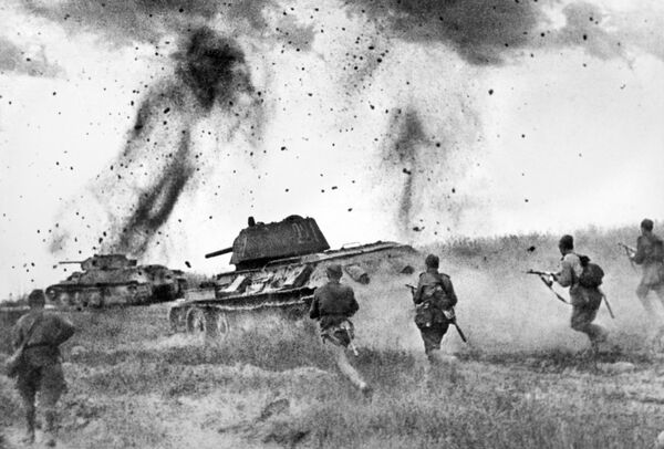 Ataque del 5º Cuerpo Mecanizado durante la batalla de Kursk (5 de julio de 1943) - Sputnik Mundo