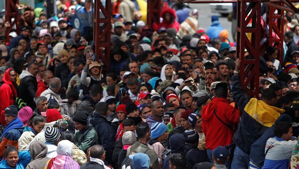 Migrantes venezolanos en la frontera entre Colombia y Ecuador - Sputnik Mundo