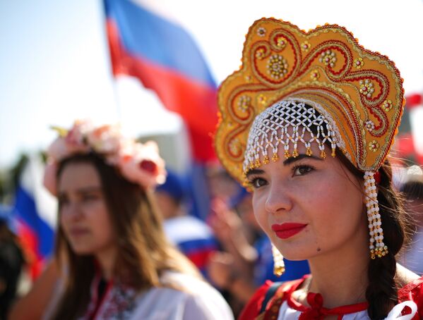 Una de las chicas que han participado en las fiestas del 22 de agosto en Krasnodar. - Sputnik Mundo