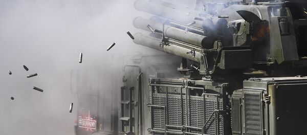 Sistema de misiles y de armas de artillería antiaérea Pantsir-S1 Sistema de misiles y de armas de artillería antiaérea Pantsir-S1 - Sputnik Mundo