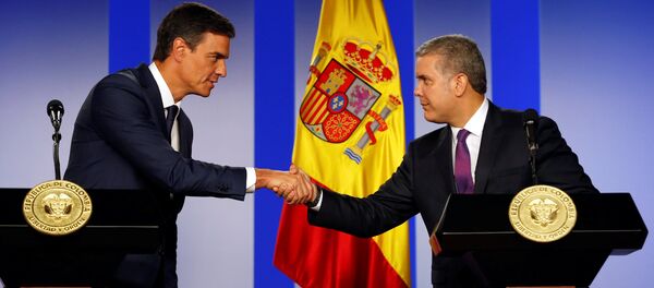 Pedro Sánchez, jefe del Gobierno de España, y Iván Duque, presidente de Colombia Pedro Sánchez, jefe del Gobierno de España, y Iván Duque, presidente de Colombia - Sputnik Mundo