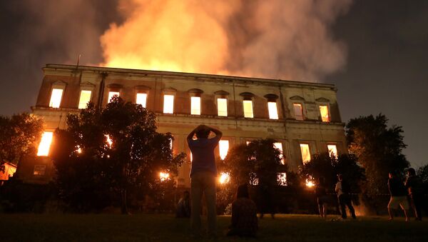 Incendio en el Museo Nacional de Río de Janeiro - Sputnik Mundo