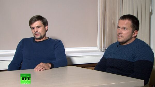 La entrevista de Alexandr Petrov y Ruslán Boshírov al canal RT - Sputnik Mundo