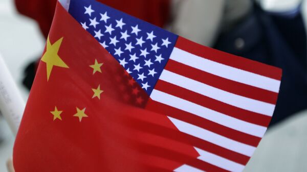 Banderas de China y EEUU - Sputnik Mundo