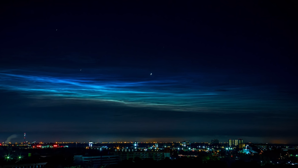 La NASA comparte vídeo de las nubes noctilucentes - Sputnik Mundo
