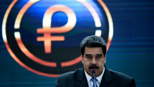 El presidente de Venezuela, Nicolás Maduro, durante su discurso sobre petro - Sputnik Mundo
