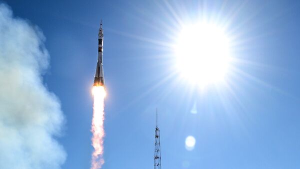 El lanzamiento del Soyuz MS-10 - Sputnik Mundo