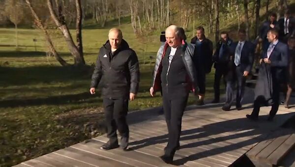 Lukashenko lleva a Putin a su ciudad natal - Sputnik Mundo