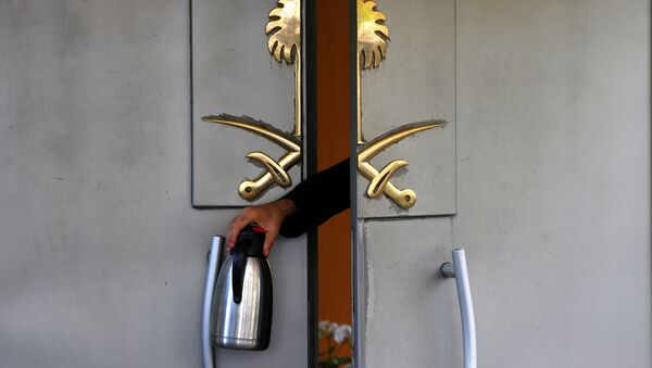 La puerta del Consulado General de Arabia Saudí en Estambul, Turquía (imagen referencial) - Sputnik Mundo