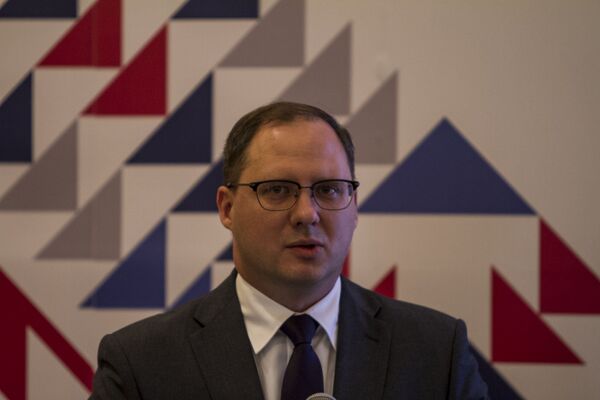 Alexéi Grúzdev, viceministro de Industria y Comercio de la Federación de Rusia en el evento de la Misión Empresarial del Centro Ruso de Exportaciones en México. Alexéi Grúzdev, viceministro de Industria y Comercio de la Federación de Rusia en el evento de la Misión Empresarial del Centro Ruso de Exportaciones en México. - Sputnik Mundo