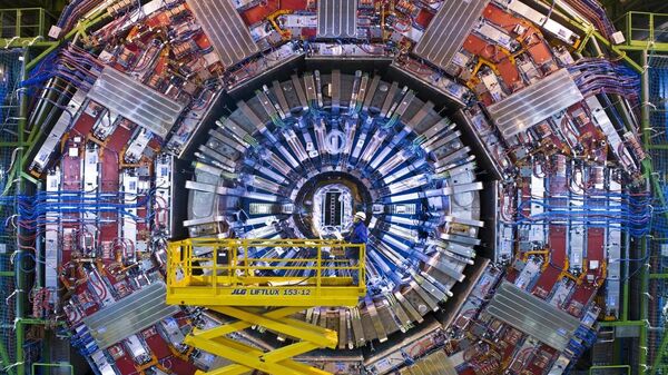 El detector de partículas Solenoide compacto de muones (CMS, por sus siglas en inglés) del Gran Colisionador de Hadrones - Sputnik Mundo
