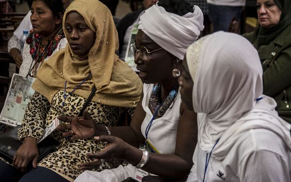 Delegación de Senegal en la cumbre mundial de madres de desaparecidos - Sputnik Mundo