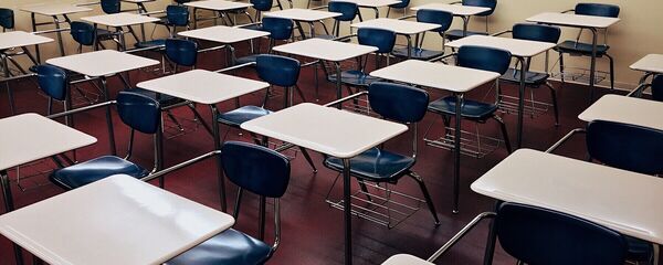 Una escuela, imagen referencial Una escuela, imagen referencial - Sputnik Mundo