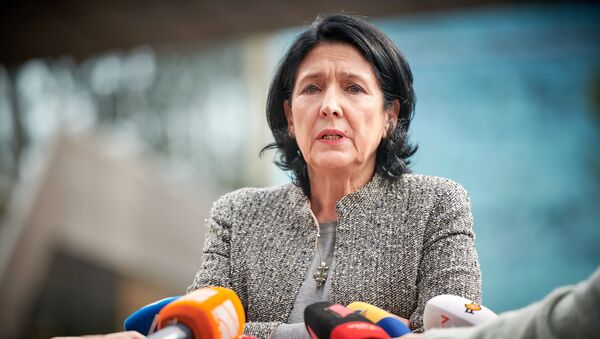 Salomé Zurabishvili, la candidata a la presidencia de Georgia  - Sputnik Mundo