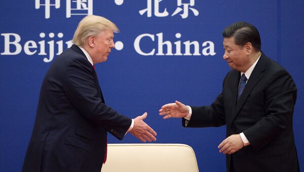 Presidente de EEUU, Donald Trump, y su homólogo chino, Xi Jinping - Sputnik Mundo