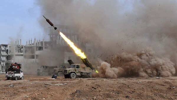 Lanzacohetes múltiples Golan-400 en Siria (archivo) - Sputnik Mundo