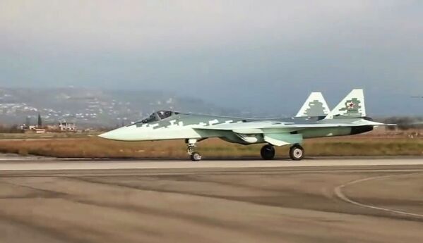 Los novedosos cazas Su-57 surcan los cielos sirios - Sputnik Mundo