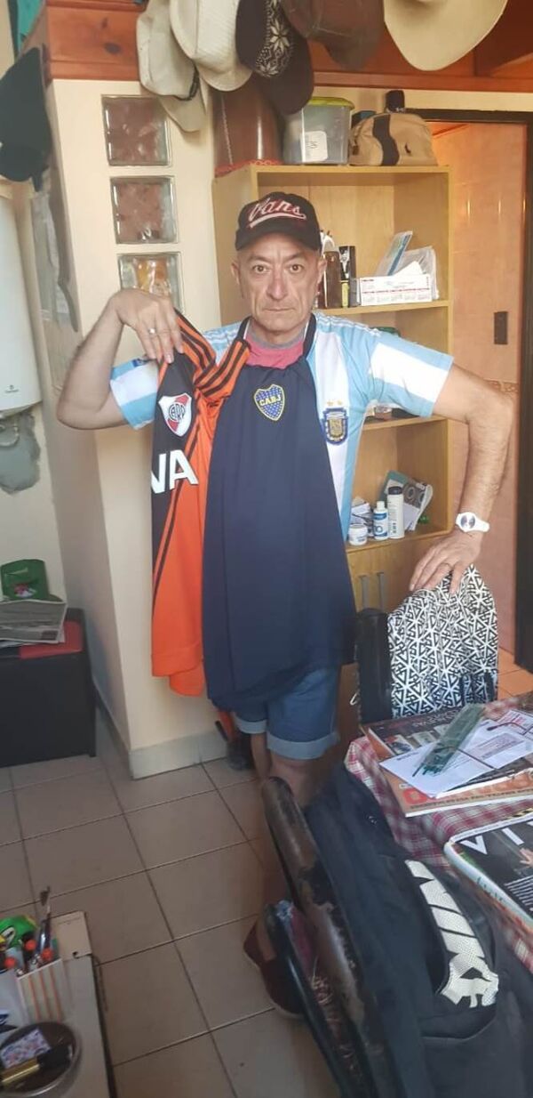 Luis Ramón Gómez Soto, el gallibosti hincha de Boca y River Luis Ramón Gómez Soto, el gallibosti hincha de Boca y River - Sputnik Mundo