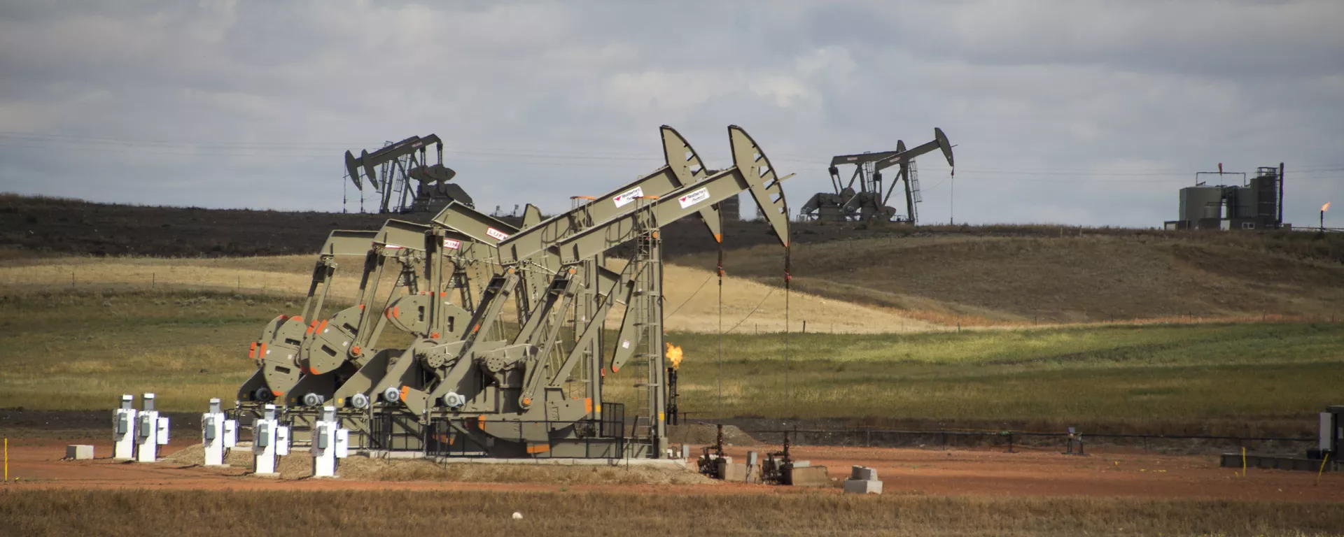 Unidades de bombeo para extraer petróleo en Estados Unidos - Sputnik Mundo, 1920, 14.02.2023
