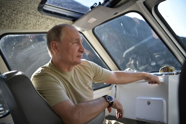 Putin sobre ruedas - Sputnik Mundo