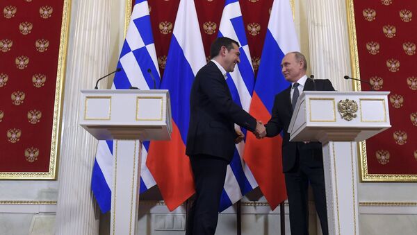 El primer ministro griego, Alexis Tsipras, y el presidente de rusia, Vladímir Putin - Sputnik Mundo