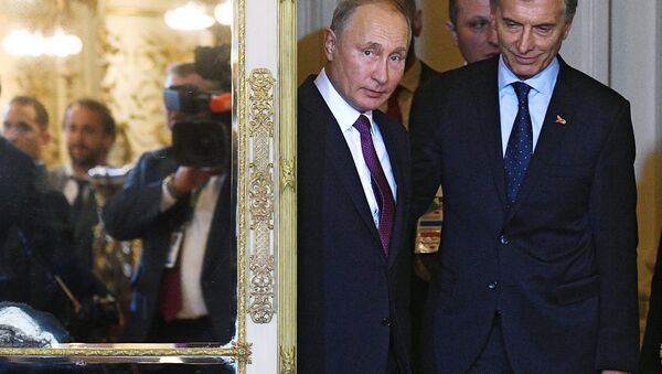 Presidente de Rusia, Vladímir Putin, con su par argentino, Mauricio Macri - Sputnik Mundo