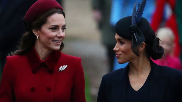 Meghan y Kate, las duquesas de Cambridge y de Sussex - Sputnik Mundo