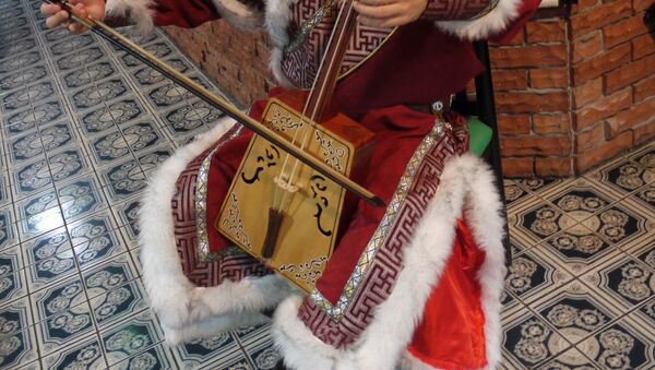 Morin juur, instrumento musical de cuerda frotada tradicional de Mongolia - Sputnik Mundo