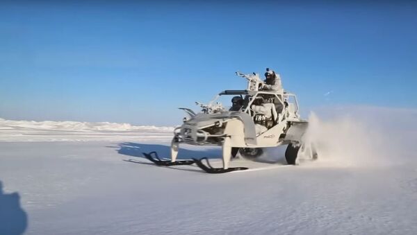Versión ártica del buggy militar ruso Chaborz - Sputnik Mundo
