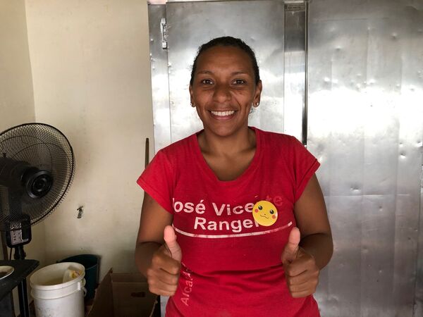 Marcela se encarga del Comité Local de Abastecimiento y Producción y del Consejo Comunal en El Carmen. Está convencida de que los jóvenes son el futuro de Venezuela Marcela se encarga del Comité Local de Abastecimiento y Producción y del Consejo Comunal en El Carmen. Está convencida de que los jóvenes son el futuro de Venezuela - Sputnik Mundo