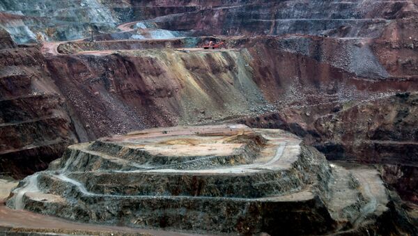 Vista de la mina de oro canadiense Goldcorp en el complejo Los Filos en Carrizalillo, Estado de Guerrero, México - Sputnik Mundo