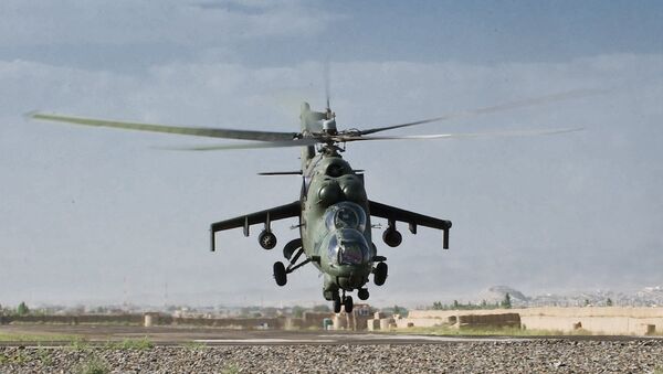 Un Mi-24 de la FFAA de Polonia en Afganistán - Sputnik Mundo