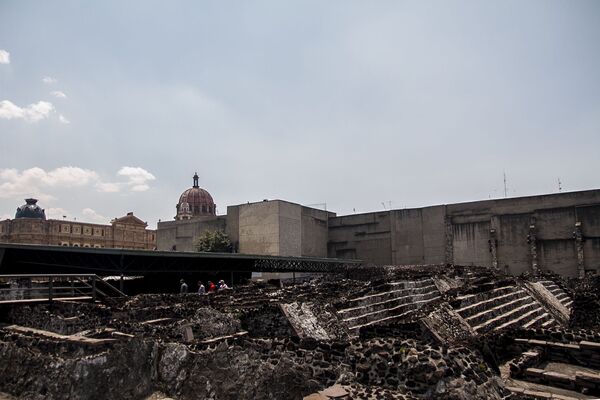 Ciudad de México: Los restos de las capas de las pirámides que forman el Templo Mayor Ciudad de México: Los restos de las capas de las pirámides que forman el Templo Mayor - Sputnik Mundo