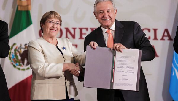 La alta comisionada de las Naciones Unidas para los Derechos Humanos, Michelle Bachelet, y el presidente de México, Andrés Manuel López Obrador - Sputnik Mundo