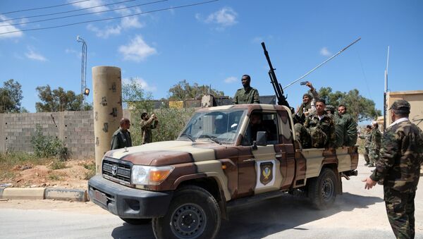 Los miembros del Ejército Nacional Libio (LNA), comandados por Khalifa Haftar en Trípoli - Sputnik Mundo