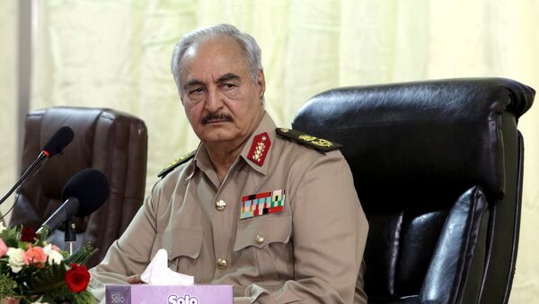 Jalifa Haftar, comandante del Ejército Nacional de Libia - Sputnik Mundo