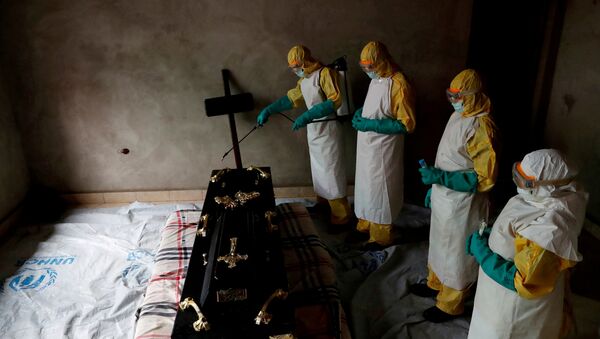 Médicos que luchan contra ébola en Congo - Sputnik Mundo